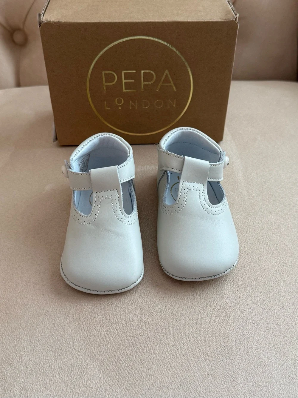 Pepa London Ivory T-Bar Leather Pram Shoes EU 18 Baby Christening Wedding
